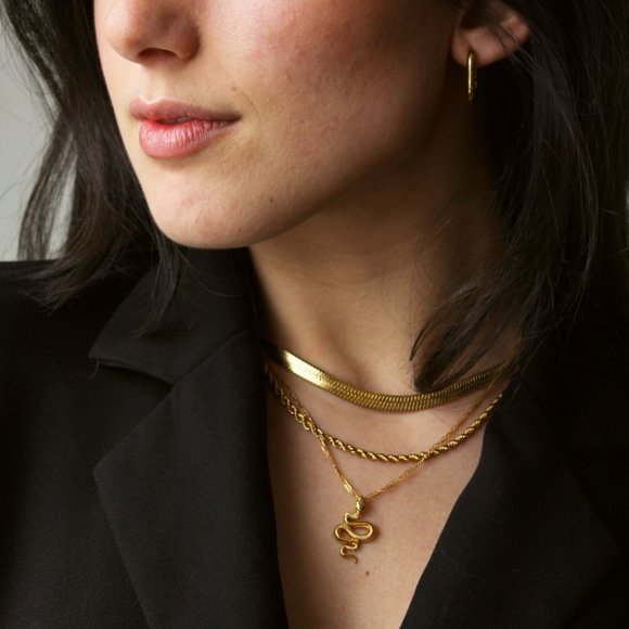 DIVINE ENERGY-Stainless Steel 18k - Picture 2 of 7